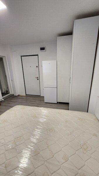 Berceni, Nesti, semistradal, 10 min. metrou,moderna, et. 1/4,